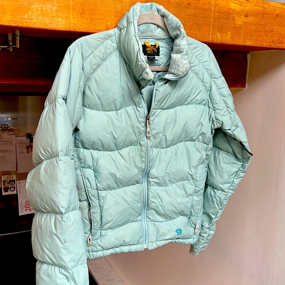 Women’s Mountain Hard Wear mint green ski jacket